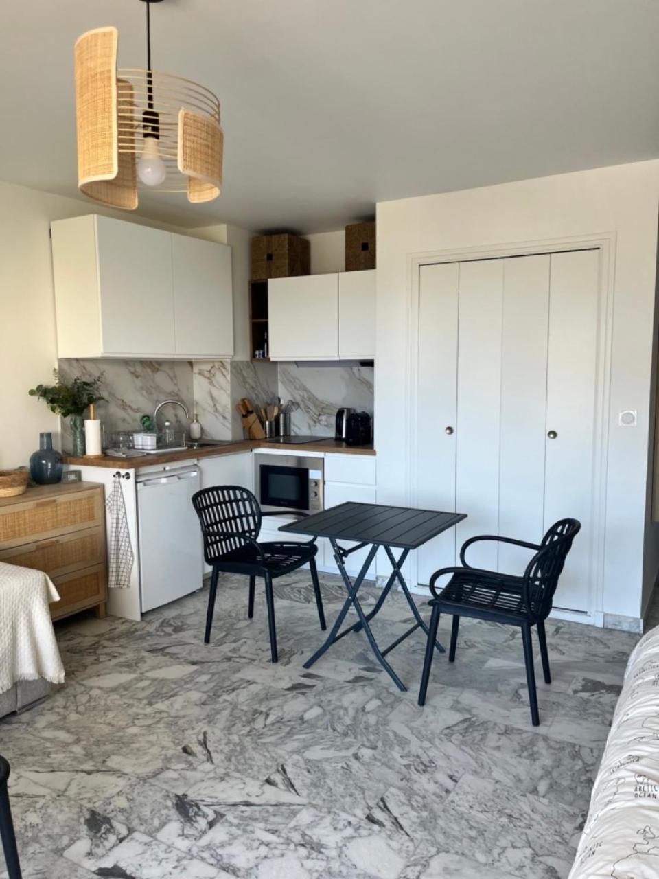 Studio Cosy Avec Terrasse Sur La Plage La Seyne-sur-Mer Exteriér fotografie